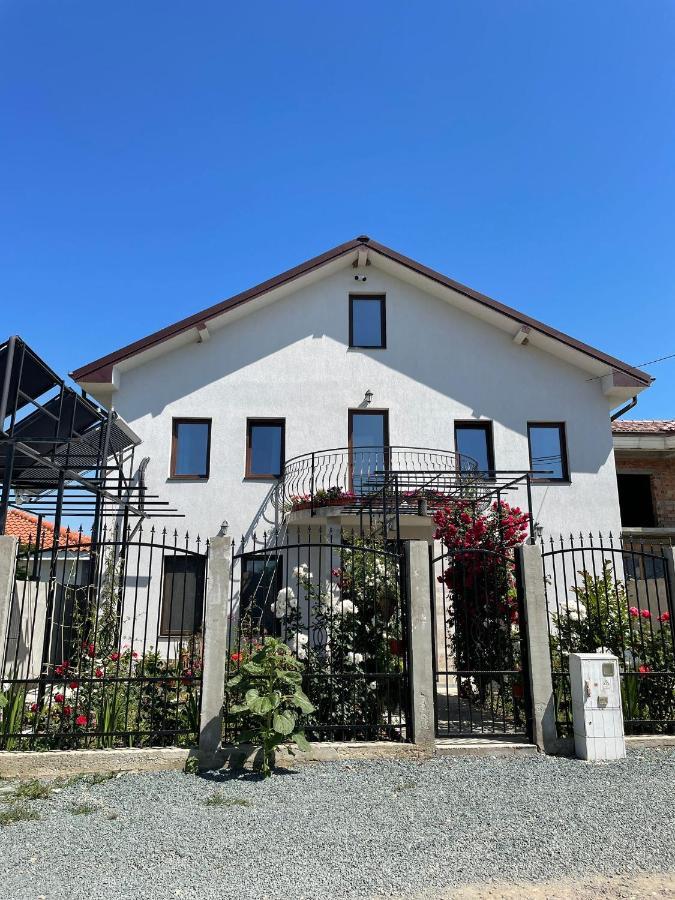 Albdevara Mar Srl Вама-Веке Экстерьер фото