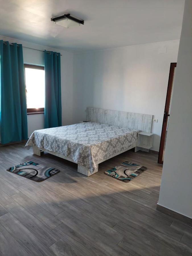 Albdevara Mar Srl Вама-Веке Экстерьер фото